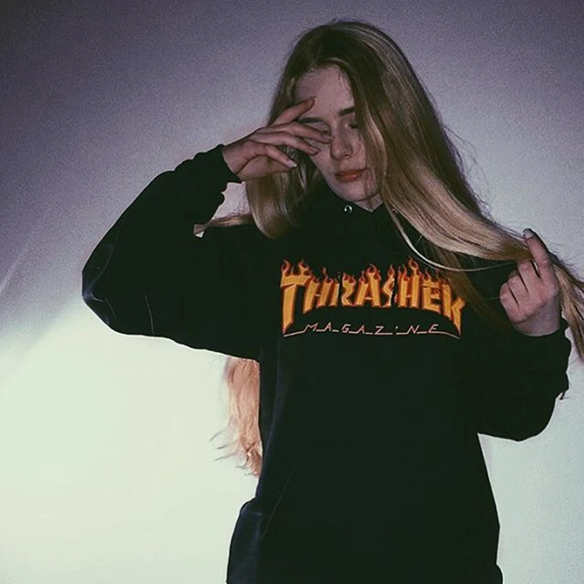 

Cartoon Dark punk Graffiti Kpop Harajuku Pattern Oversize Fleece Flame winter Loose Pocket Hoodie Winter Casual Women's Hooded