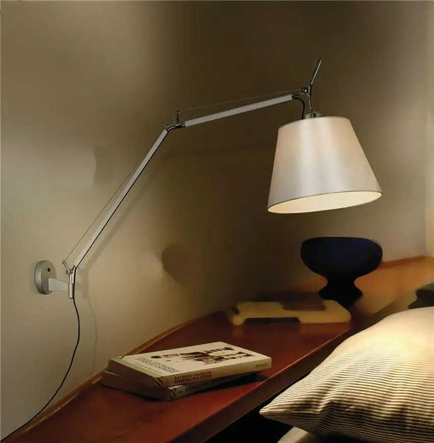 Современный настенный светильник для гостиной минималистичный регулируемый