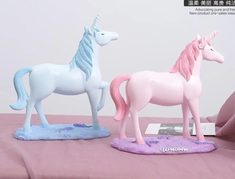

Resin handicraft gift set pieces Cute unicorn office desktop decoration household world props Wholesale factory direct selling