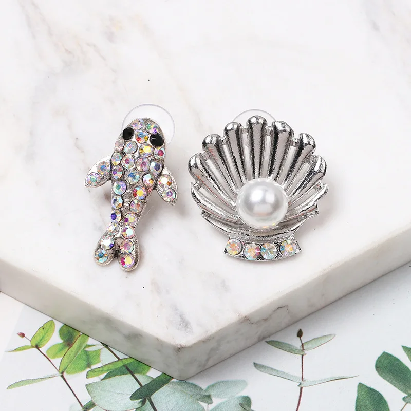 2019 Vintage Cute Ocean Small Stud Earrings Alloy Pearl Shell Starfish Crab Fish Asymmetric for Women Fashion Jewelry | Украшения и
