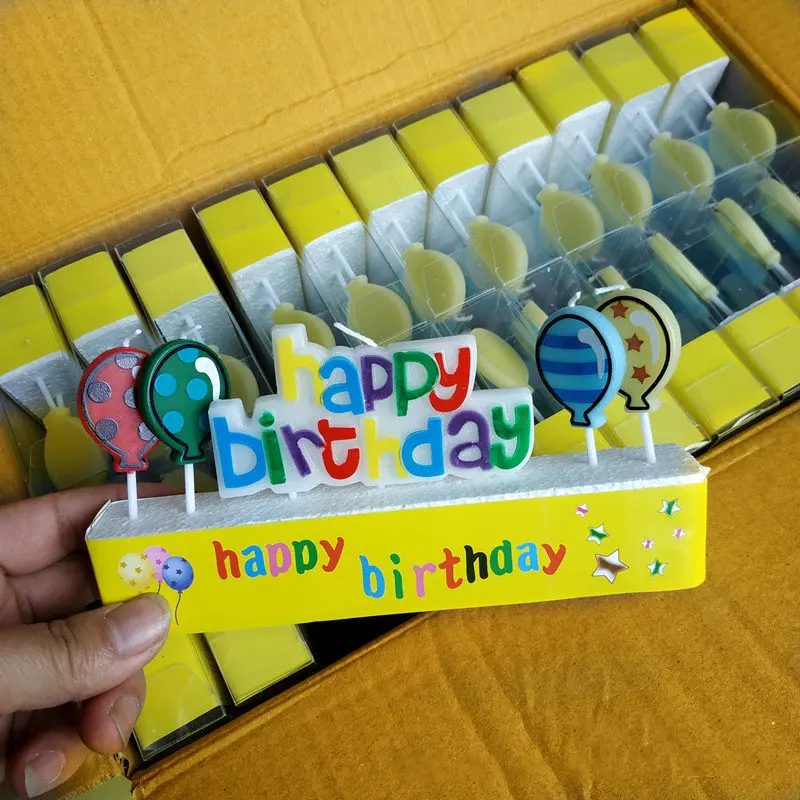 Розовые золотые серебряные красные с днем рождения надписью торт день