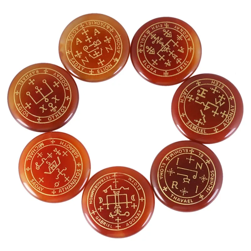 Carnelian TUMBEELLUWA Исцеление Кристалл полированный Выгравированный круглый ладонь беспокойтесь камень символ рейки Семь архангелов, набор из 7 - Цвет: Carnelian