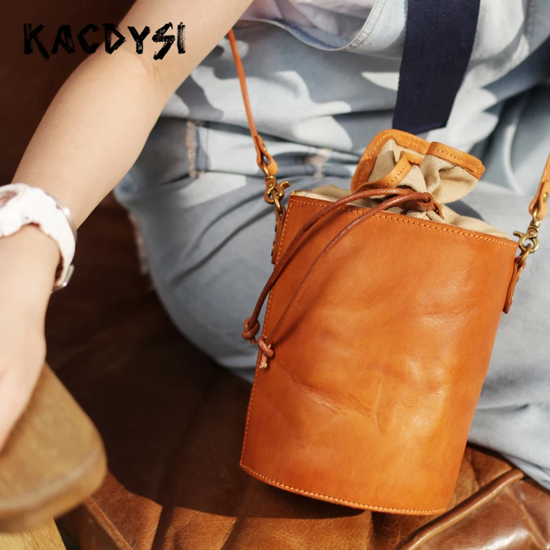 Женская сумка-мессенджер из натуральной воловьей кожи маленькая сумочка на