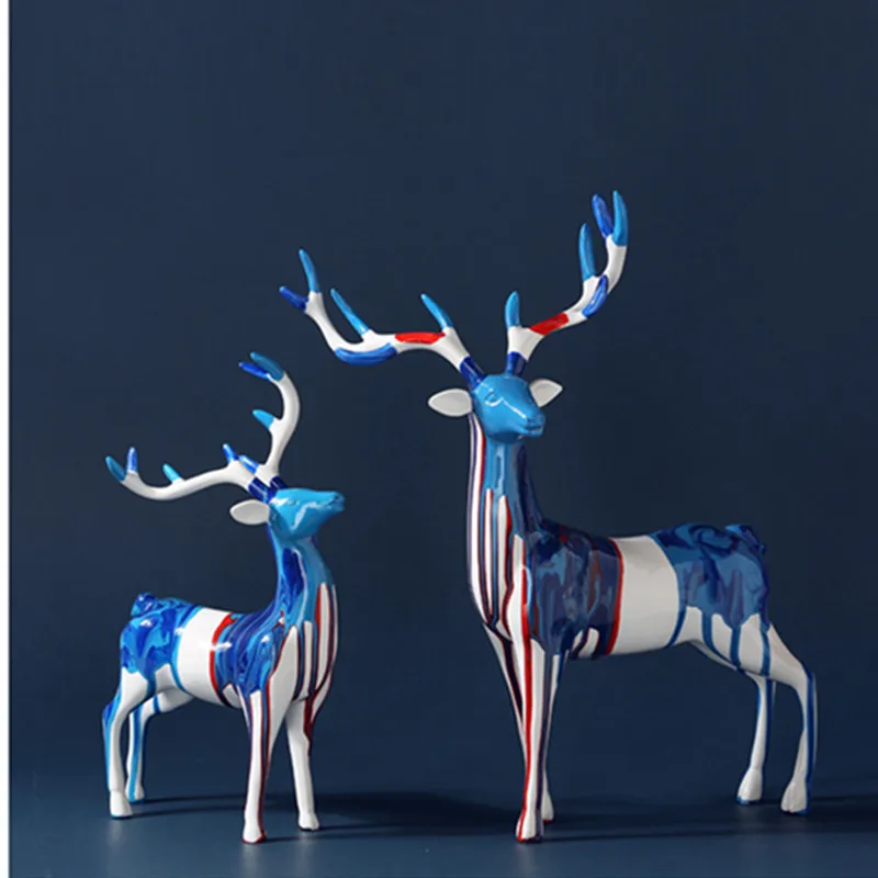 

Nordic Creative Colored Drawing Loves Deer Resin Spray Color Art Statue Creative Home Christmas Decoration Figurines X4094
