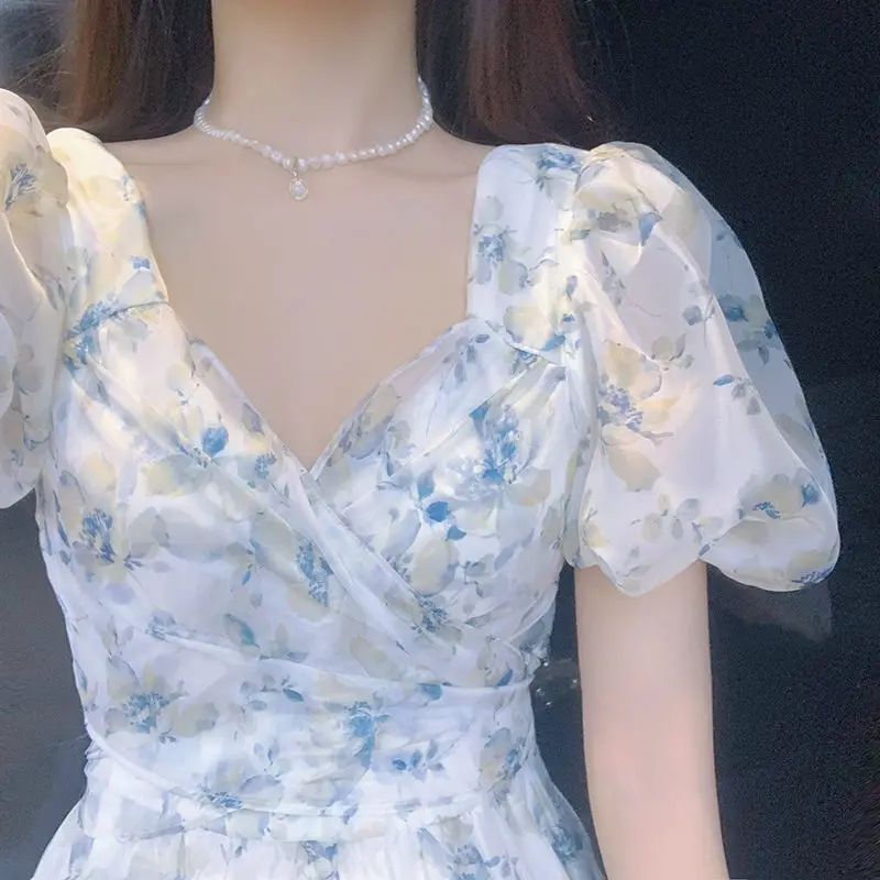 Женское винтажное платье средней длины элегантное с высокой талией V-образным