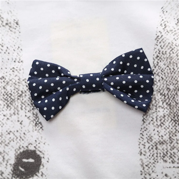 Комплект летней одежды для мальчиков футболка и штаны повседневная одежда с