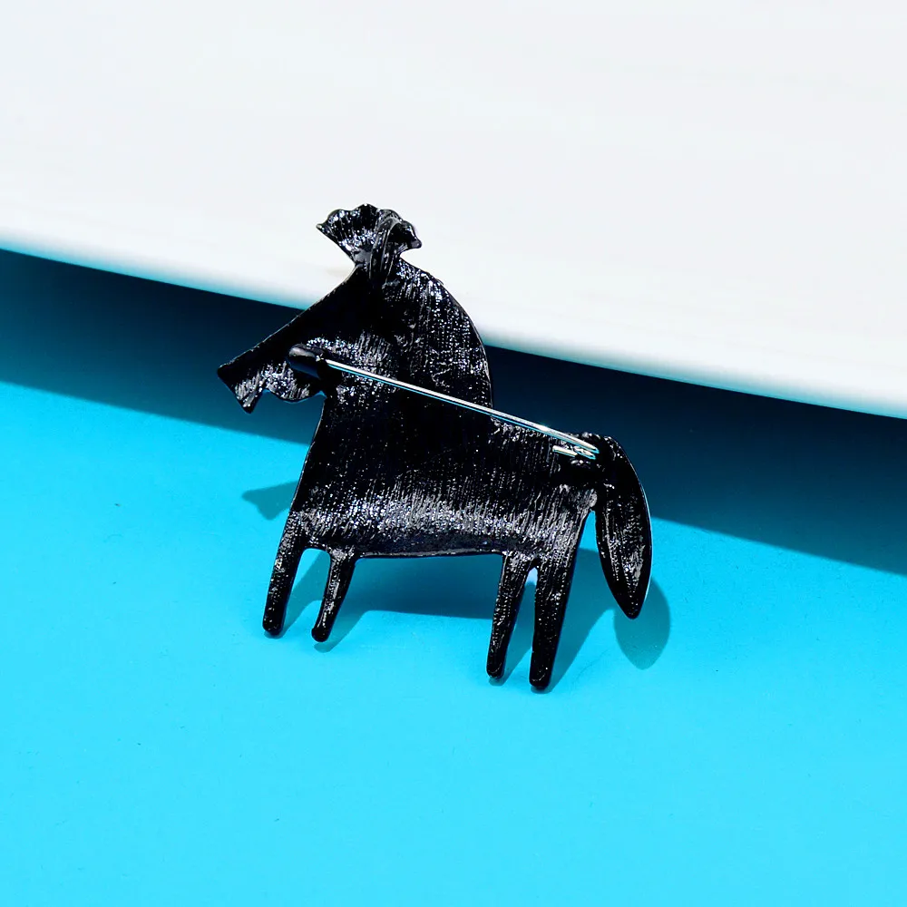CINDY XIANG Cute Enamel Horse Brooches For Women 4 Colors Available Fashion Animal Pin Cartoon Jewelry Winter Coat Accessories images - 6