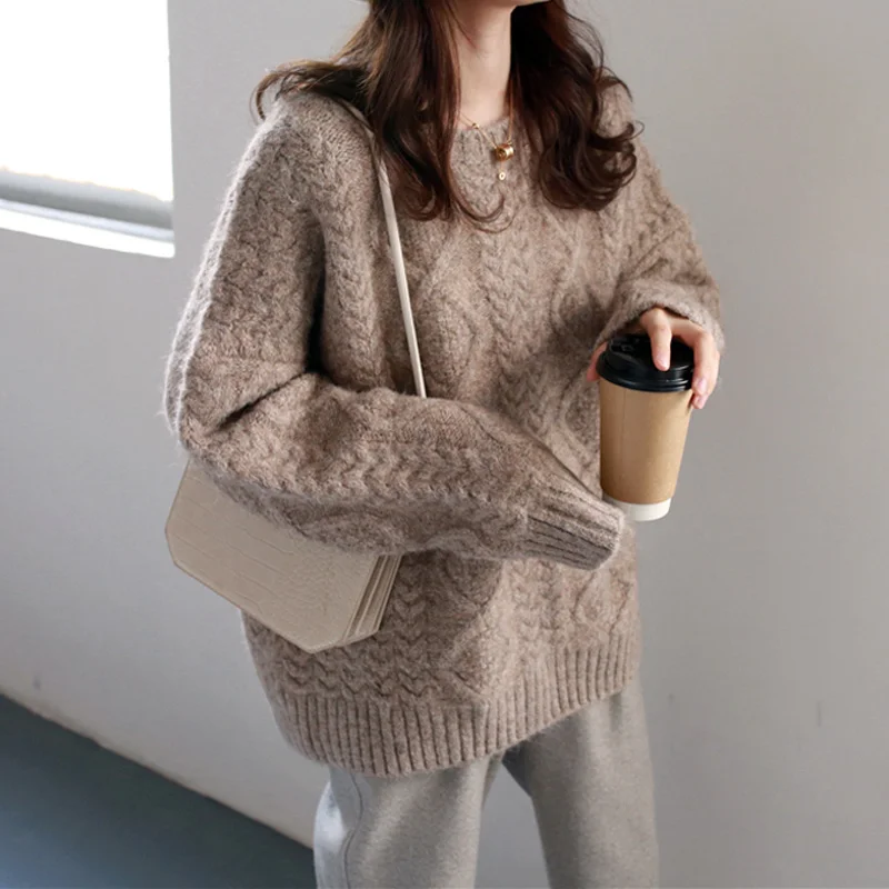 

Women's bottoming sweater for fall/winter outer wear hedging loose 2021 new lazy wind twist winter thickening inner fashion