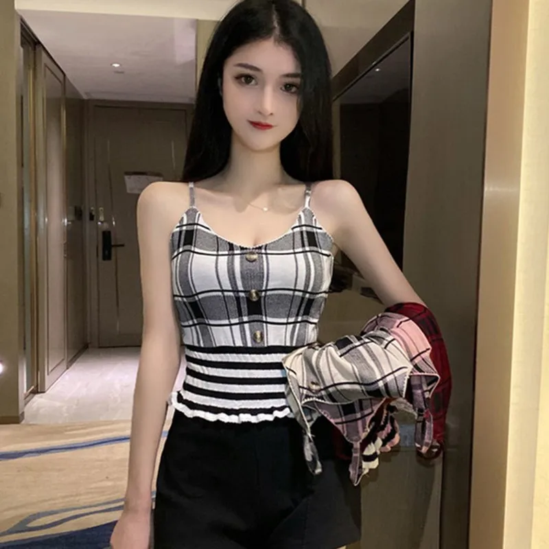 

Women Plaid Knitted Top Buttons Cropped Sleeveless Tops Camisole Ruffles Sweet Chic Tee Shirts Camis Female Tank Tops
