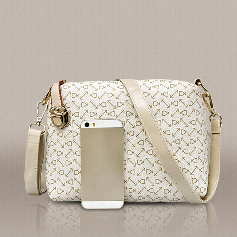 

Five-Piece Fashion Ladies and Mother Bag Wild Printed Fishbone Shoulder Messenger Handbag