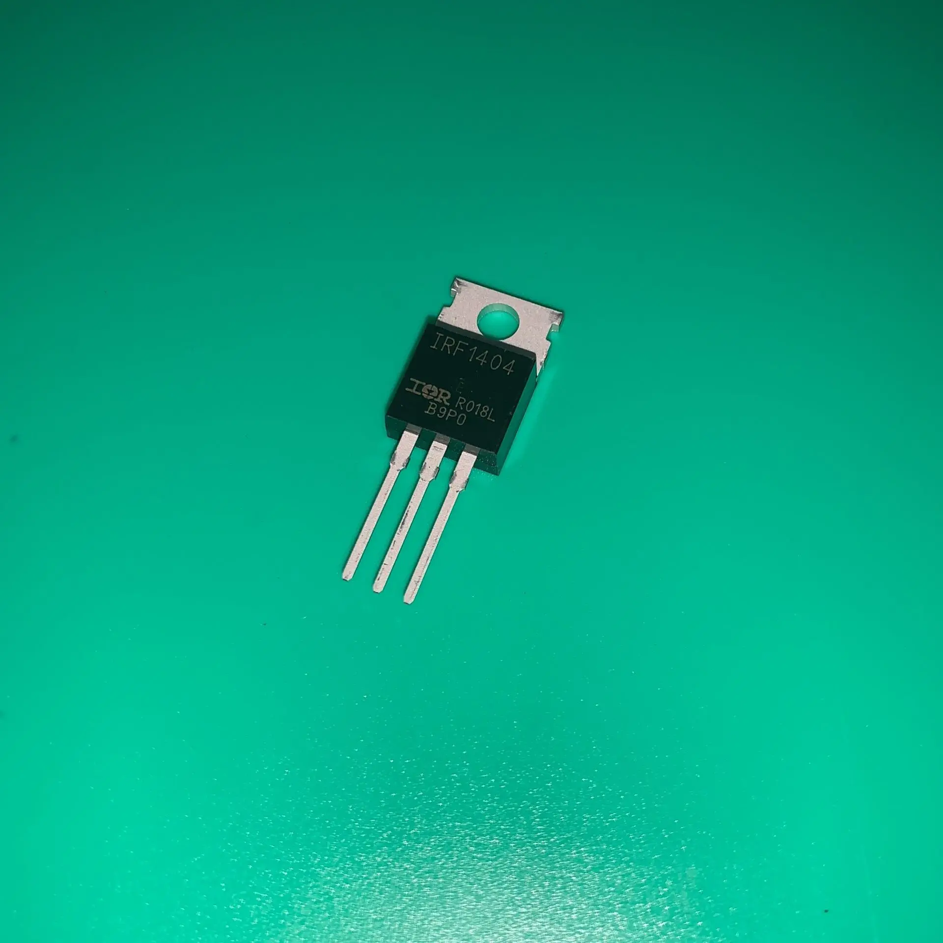 10 шт.лот IRF1404 PBF TO220AB IRF 1404 MOSFET N-CH 40V 202A TO-220AB IRF1404PBF 1404PBF IRF1404N 1404N IR1404 (art.: 7b2409902) - 7b2409902