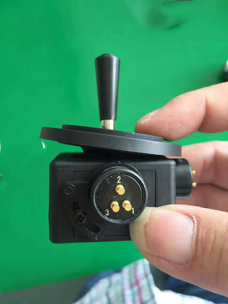 Устройство для панорамирования/наклона потенциометра джойстика матрицы шарик