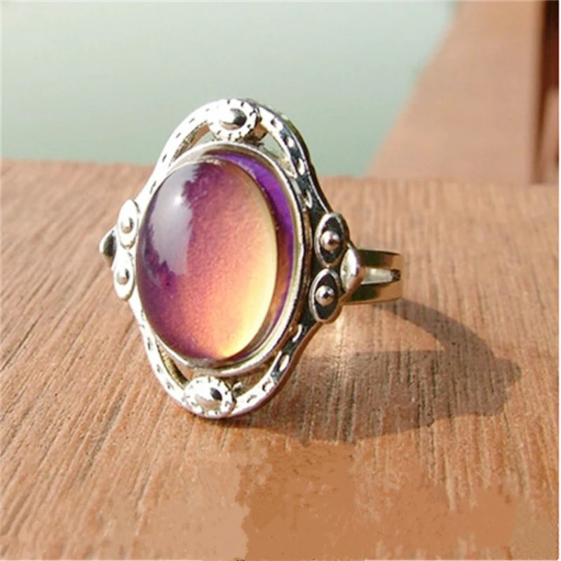 Кольцо с хромотропным цирконием чувствительное к температурам для ночного клуба