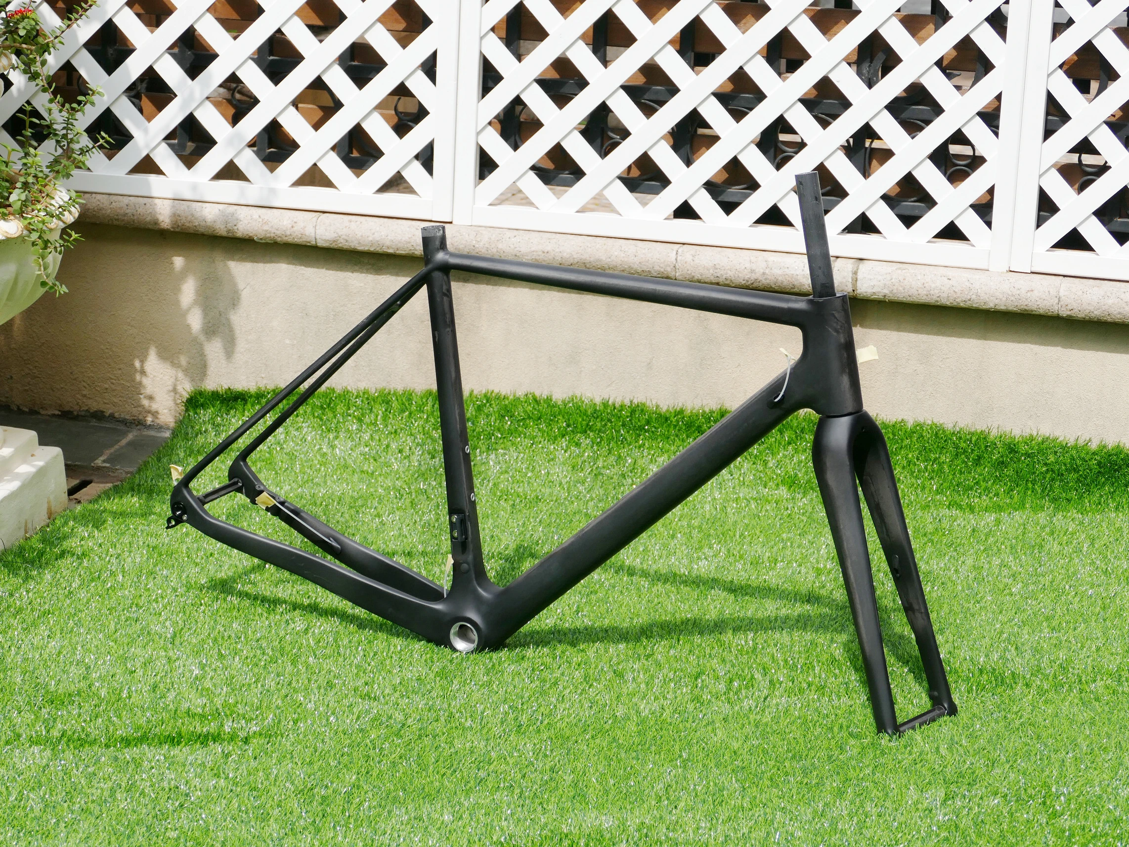 Полностью карбоновый матовый велосипедный дисковый тормоз циклокросса