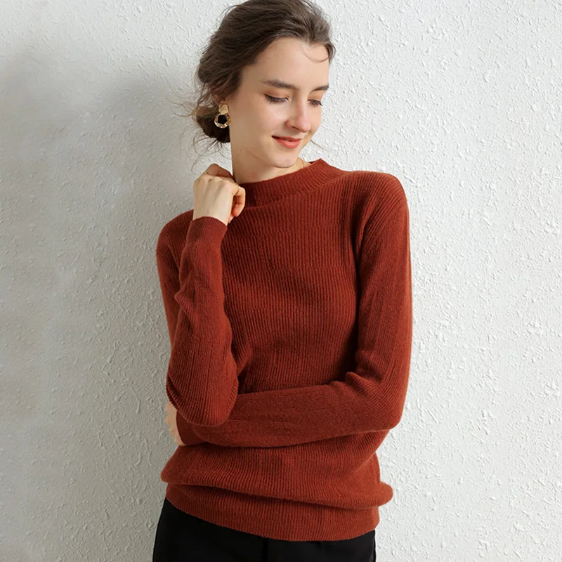 Свитер женский из 100% шерсти мериноса однотонный мягкий с круглым вырезом