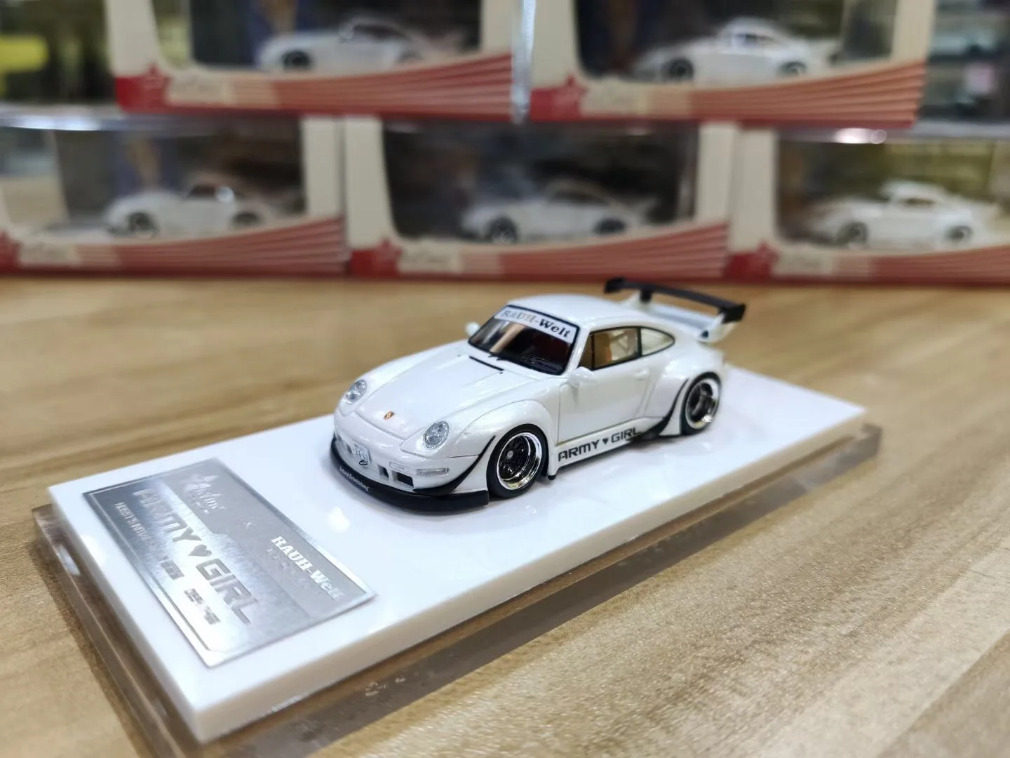 

Fuelme Car 1:64 993 The coating RWB Collection resin Simulation Model Cars Toys