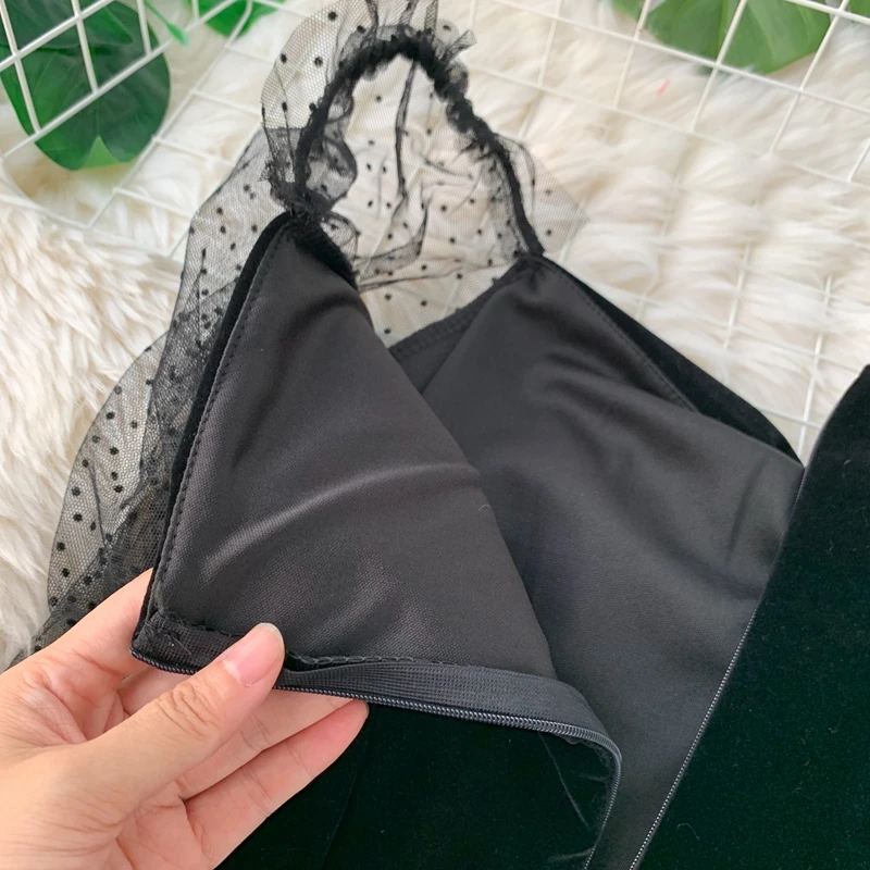 Платье женское ТРАПЕЦИЕВИДНОЕ с квадратным вырезом и рукавом-бабочкой | Женская