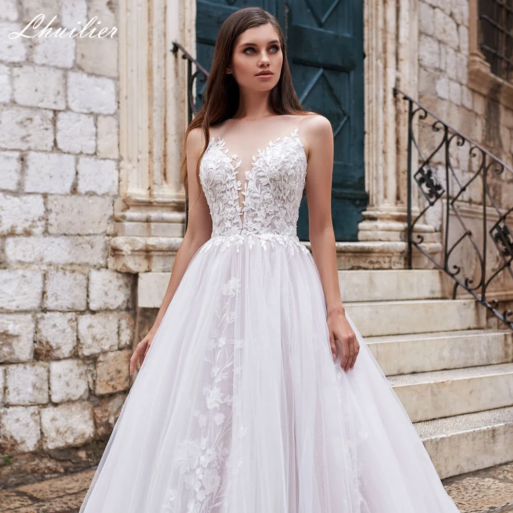

Lhuilier Elegant A Line Scoop Neck Sleeveless Wedding Dresses 2021 Lace Appliques Floor Length Tulle Sheer Back Bridal Gowns