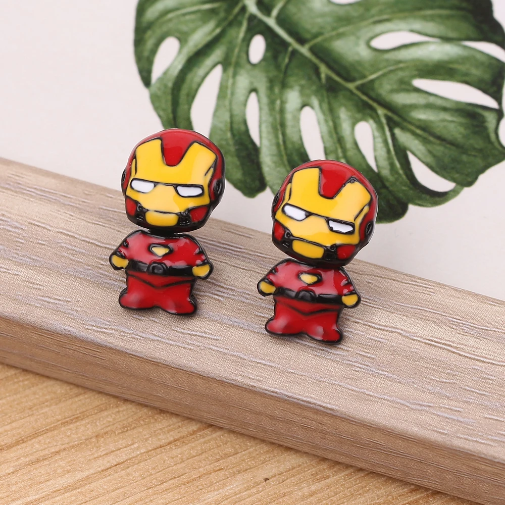 Серьги с человеком-пауком, Бэтменом, Железным человеком, серия Marvel, модные, для мужчин и женщин, забавный подарок, серьги для пирсинга, бижутерия