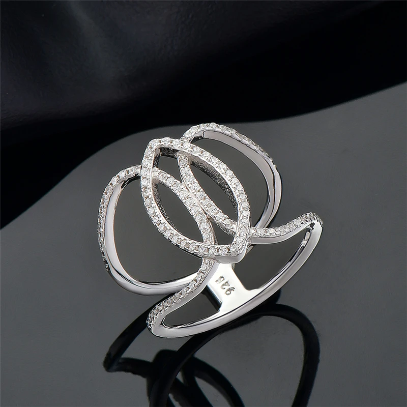 Женское кольцо из серебра 925 пробы с фианитом|Кольца| |