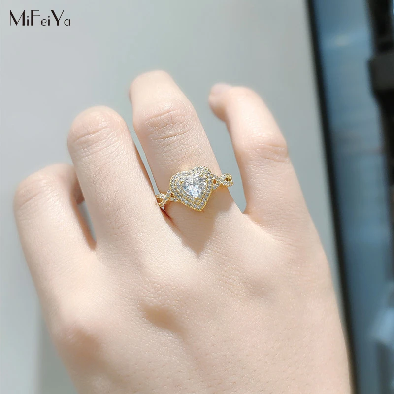 

MFY Heart Twist Cross Opening Ring Full Bling Iced Out Love Shaped Rhinestone Crystal Zircon for Women Party Jewelry