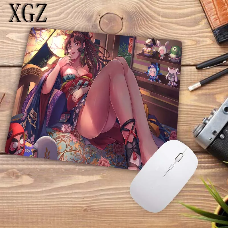 

XGZ Promotion Sexy Girls Mouse Pad Anime Gaming Keyboard Rubber Mat Mouse Player Laptop Game Home Office Desktop Pad 22x18 Cm
