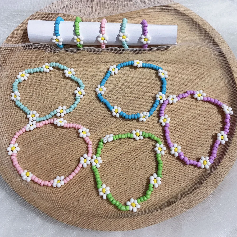 

New Korean Bead Daisy Flower Bracelet For Women Fashion Bohemian Summer Colorful Lovely Charm Stretch Bangle Party Gift