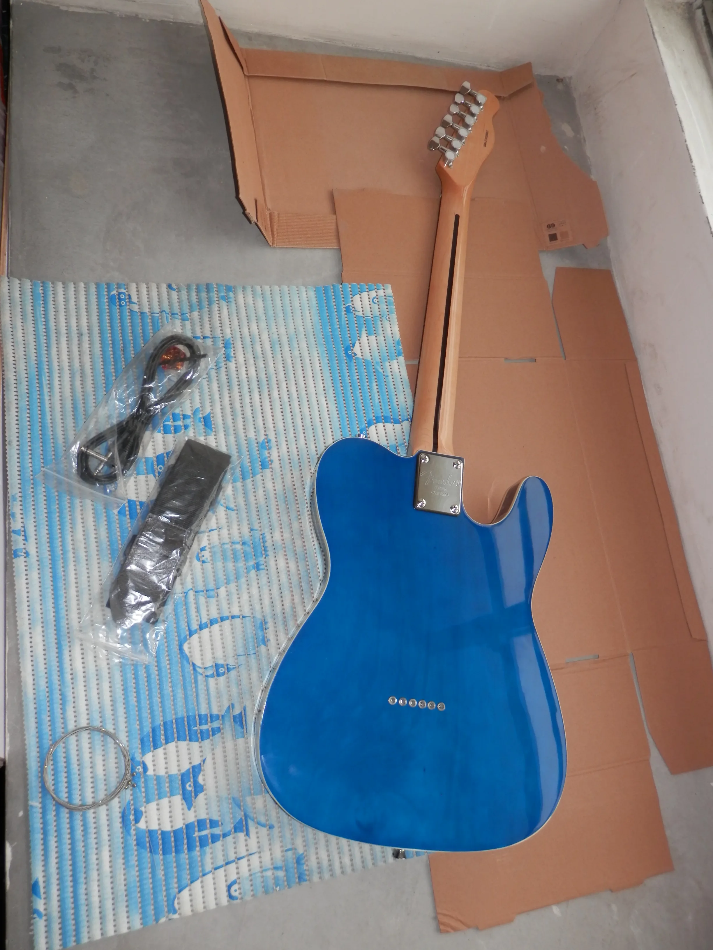 

Factory custom shop Newest Custom Left hand blue tl Electric Guitar Free shipping 9yue12
