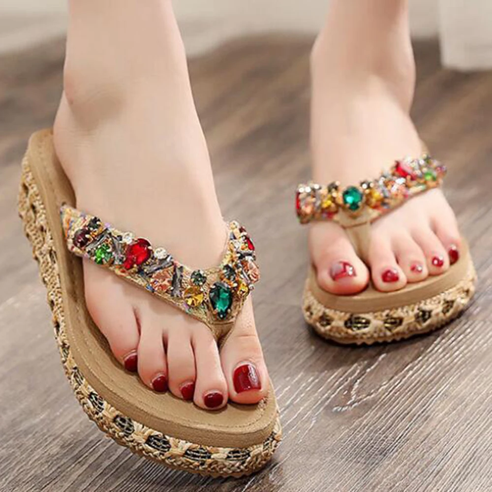 Шлепанцы стразы на танкетке летняя Удобная Повседневная пляжная обувь с