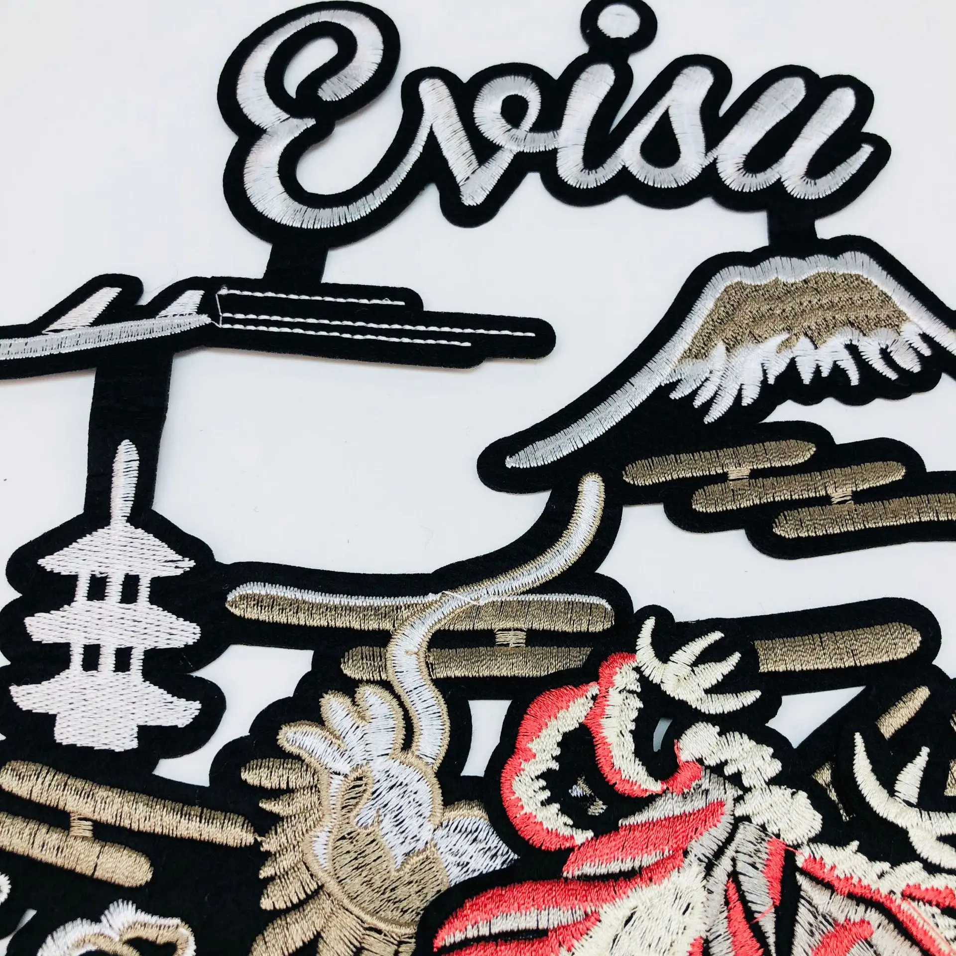 Набор комбинированных 3d вышитых наклеек с драконом используется для курток