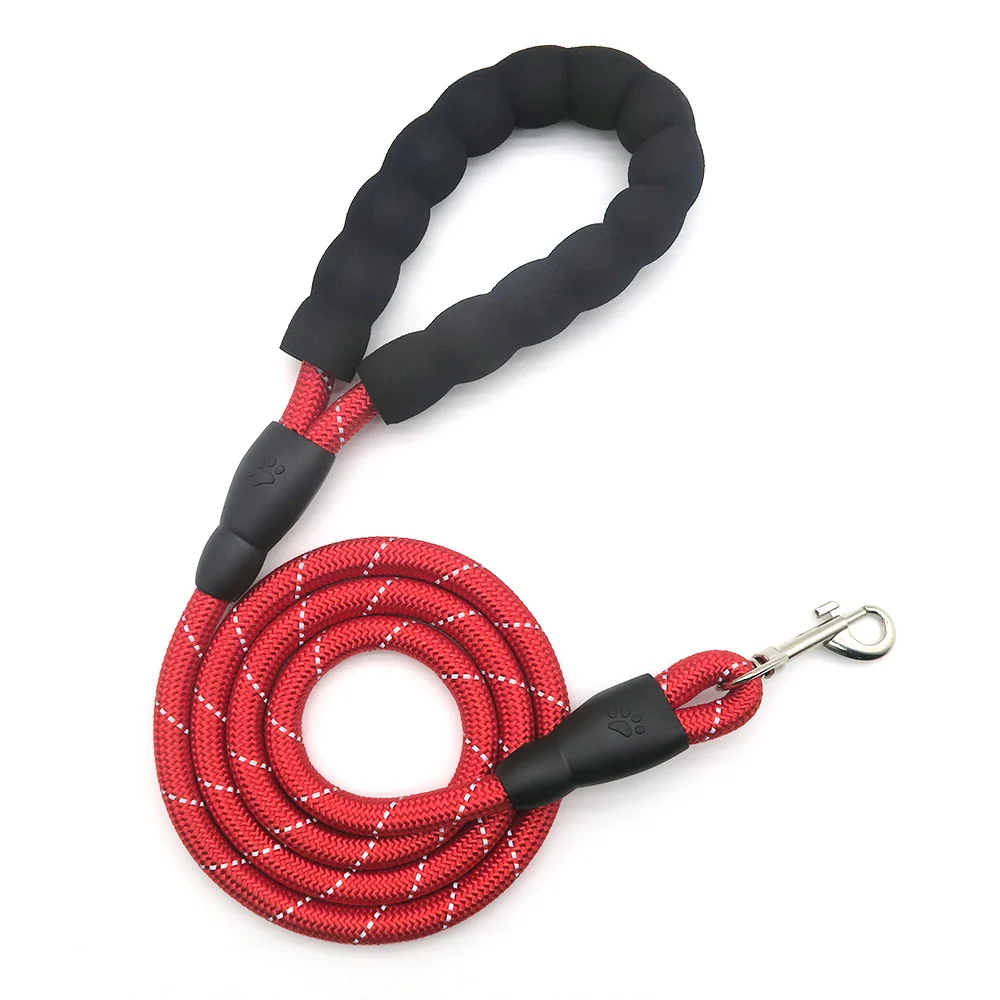 

Pet dog with reflective traction belt outdoor dog walking nylon explosion proof punching traction rope