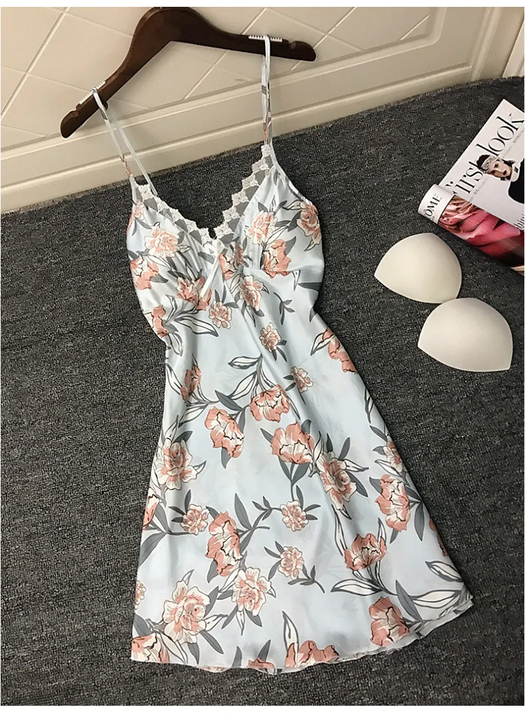 

Women Sleeveless Leaves Printing Dress, High-waist Slim-fit Sling, Imitation Silk Home Service