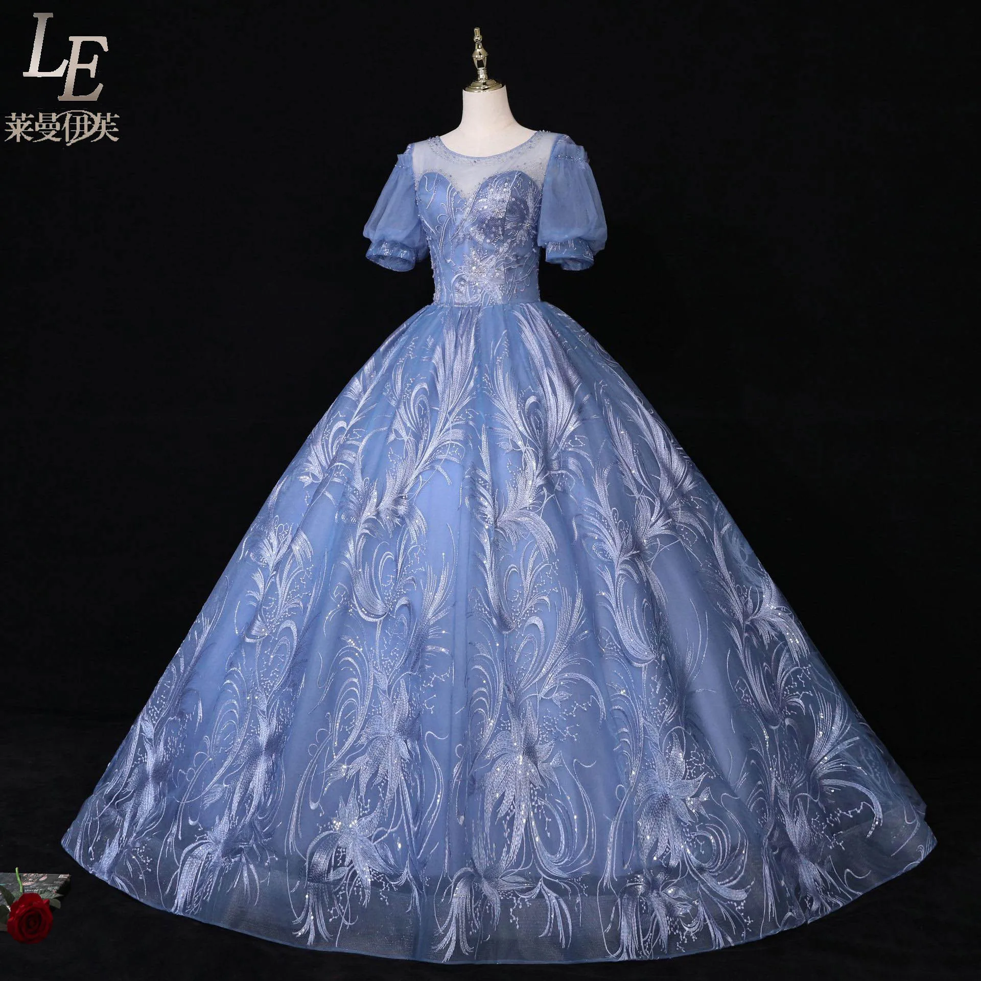 Бальное платье принцессы элиты роскошное длинное средневековое Дворцовое эпохи