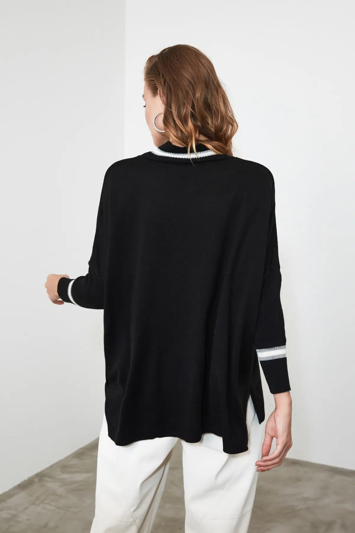 

Trendyol WOMEN-Black Handles Lane Knitwear Sweater TWOAW20FV0179