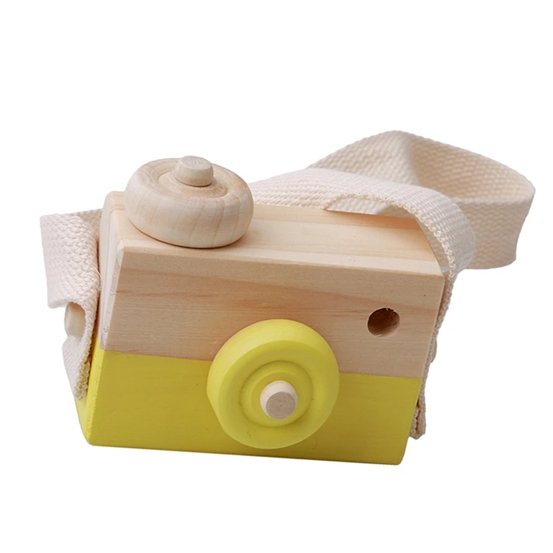 Фото Милая деревянная камера подвесная для маленьких детей реквизит фотографии