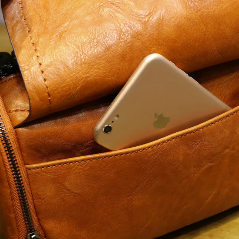 Сумка-тоут женская из натуральной кожи саквояж кросс-боди мягкой с подвеской в