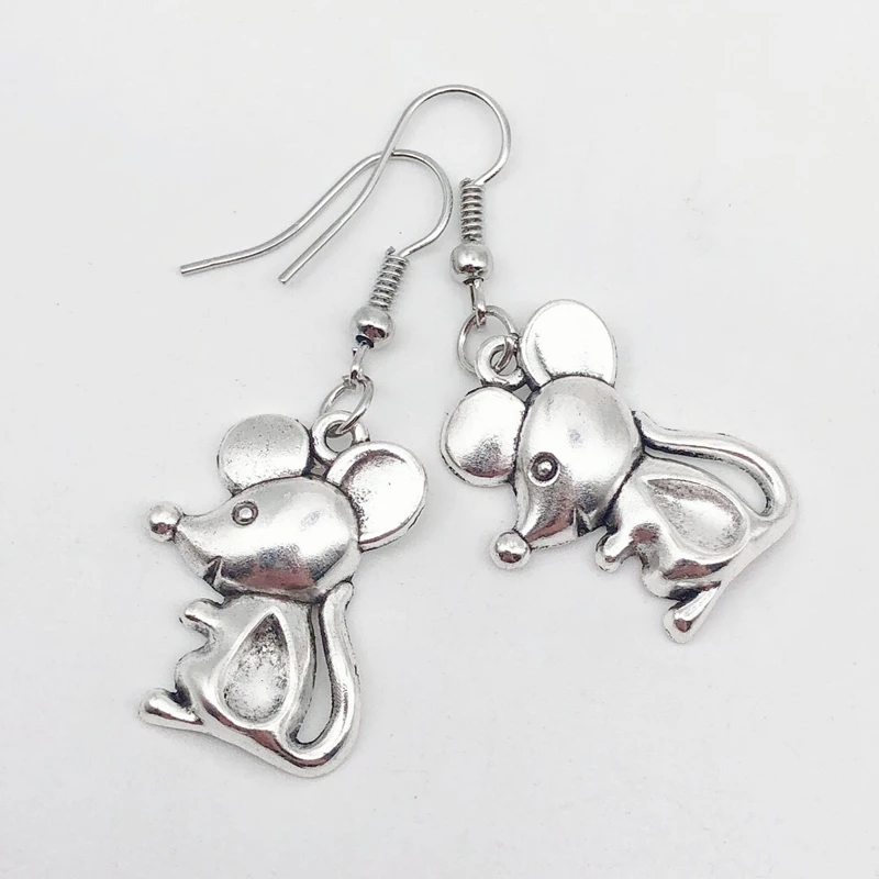 

Exquisite Cute Cartoon Mouse Earrings Vintage Silver Mouse Earrings Ladies Fashion Jewelry Gift