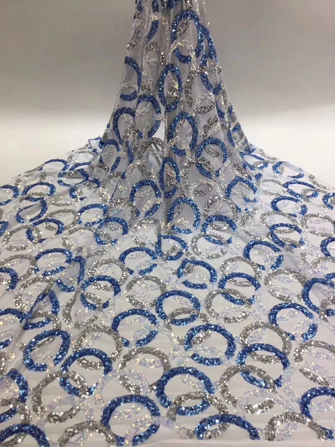 

2020 Latest African Lace Fabric High Quality Multicolor Sequins Lace Fabric Embroidered Tulle Lace Fabric With Sequins KFJ20117