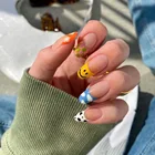 24 шт. маленькая улыбка овальные Украшенные облако молоко носимые накладные ногти волнистая линия фея девушка красочные V-образные полоски украшение