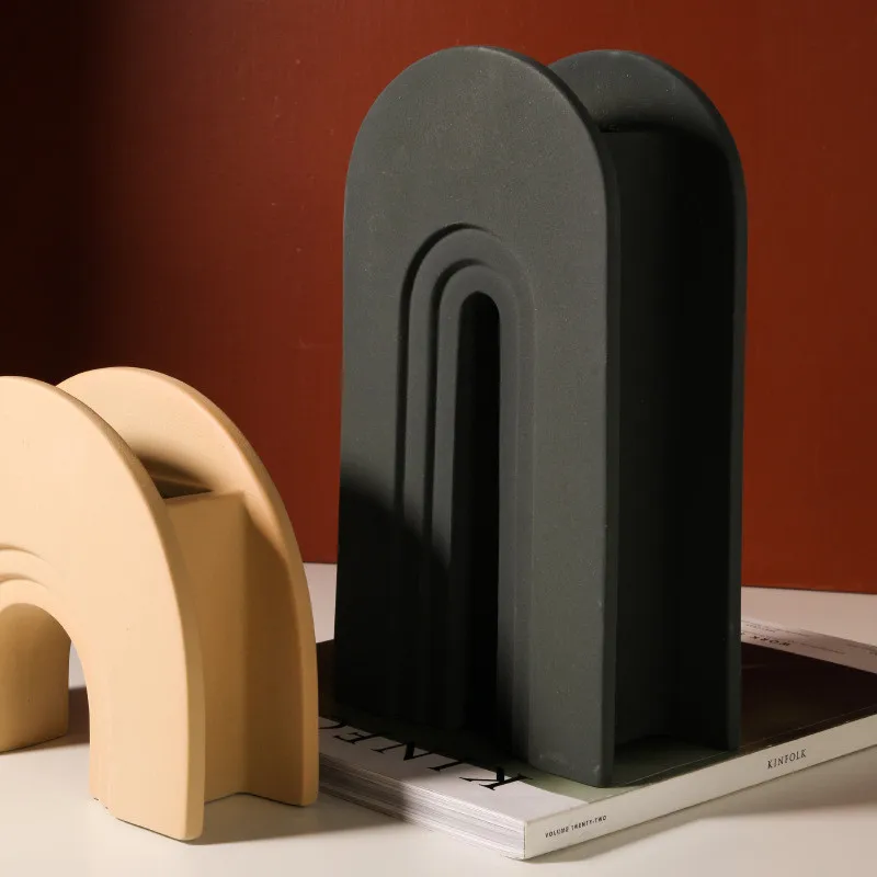 Абстрактная керамика. Ваза трофей. Ваза дуга. Вазы jozefina. Ваза арка.