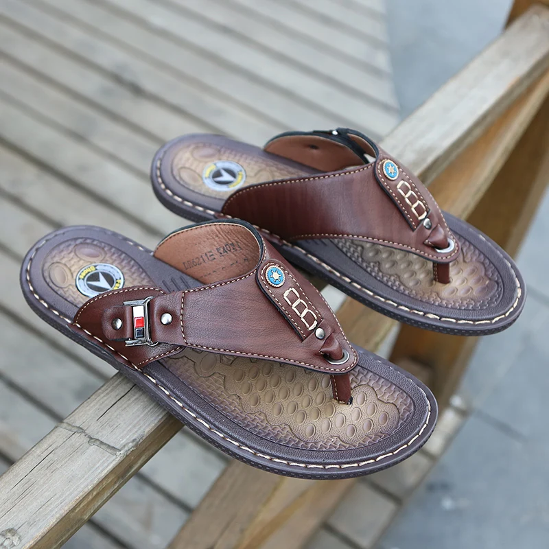 Фото Мужские Пляжные шлепанцы коричневые сандалии на плоской резиновой подошве
