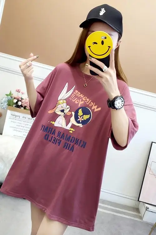 Женская свободная футболка средней длины с коротким рукавом и мультяшным