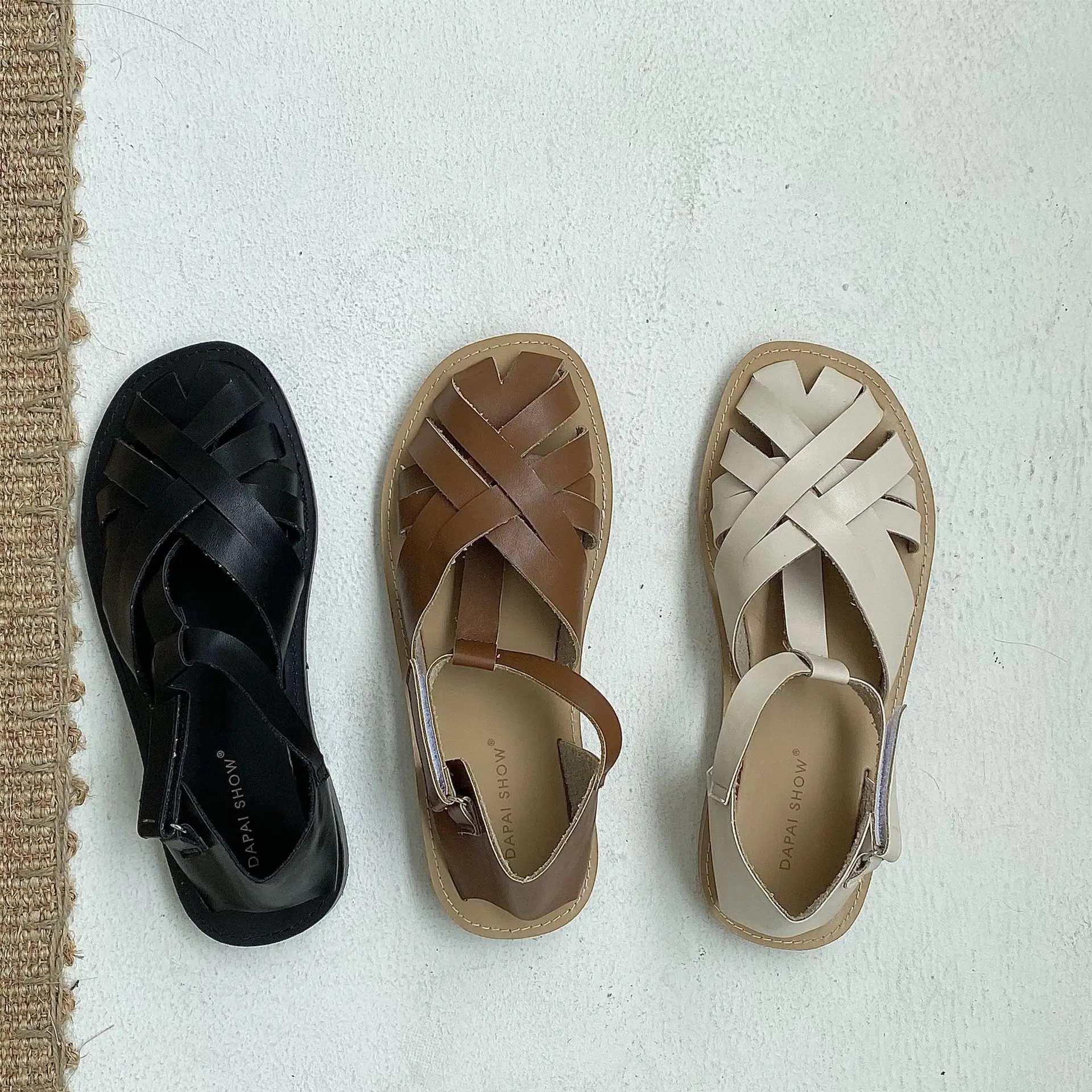 Женские сандалии Дышащие универсальные босоножки с закрытым носком и ремешком