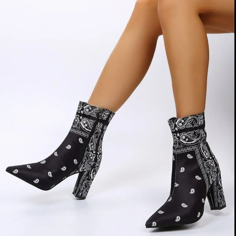 

Новые модные ботинки средней длины Baotou женские ботинки на Высоком толстом каблуке Женская обувь раньше 35-43 черного цвета для женщин