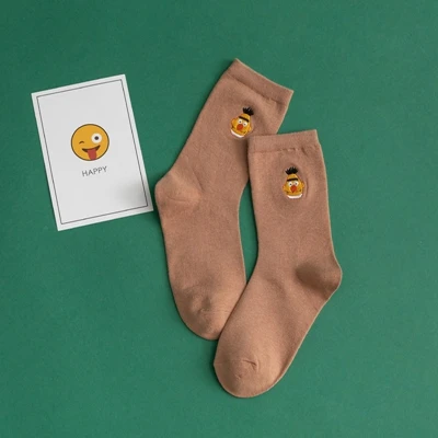 khaki Новые модные Хлопковые женские носки с вышитыми героями мультфильмов, милые забавные носки с рисунками животных, высококачественные креативные носки - Цвет: khaki