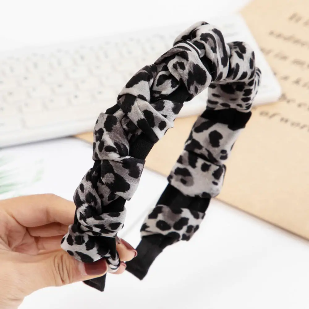 

Woman Leopard Print Headbands Sexy Twist Knot Hairband Girls Hair Accessories Vintage Hair Hoop Boutique Ladies Headwear