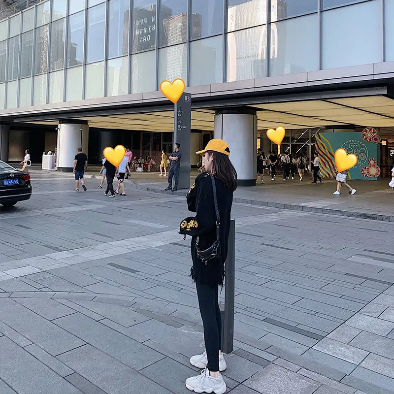 

Net Celebrity Embroidery Cat Tassel Long-sleeved Sweater Women's Fall/winter Coat Pullover Loose Japan Fashion Lazy Knit Jacket