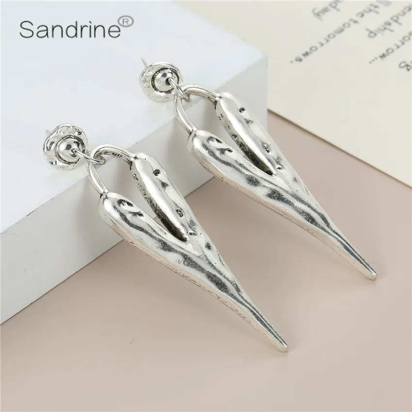 

Sandrine 2021 Top Quality Trendy Brand Fashion Jewelry Vinatge Retro Heart Drop Earring Ancient Silver Plated Bride Party Gift