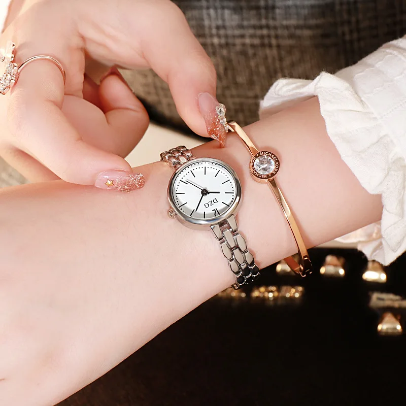 

Popest Ladies Casual Quartz Alloy Watches Analog Women Fashion Bracelet Wrist Watch Gifts Montre Femme Bracelet Montre Nice