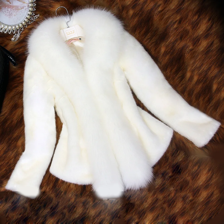 2022 Winter Women Fur Coats White Black New Thick Warm Faux Fur Jacket Short Outerwear